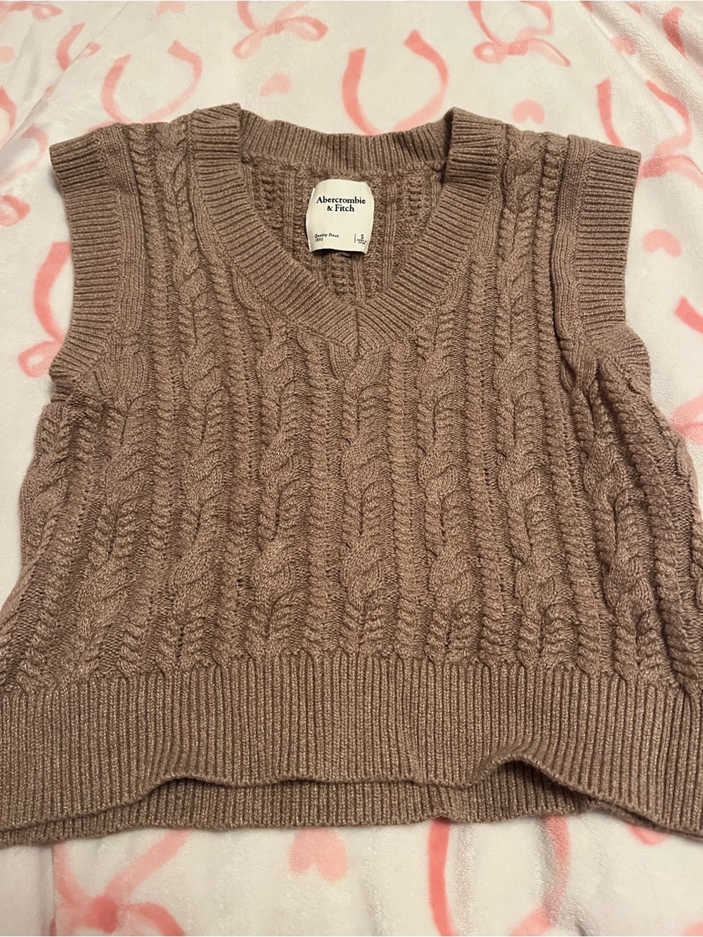 Abercrombie & Fitch Women's Brown Cable Knit V-Neck Sweater Vest